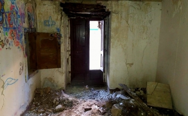 Casa porta viola